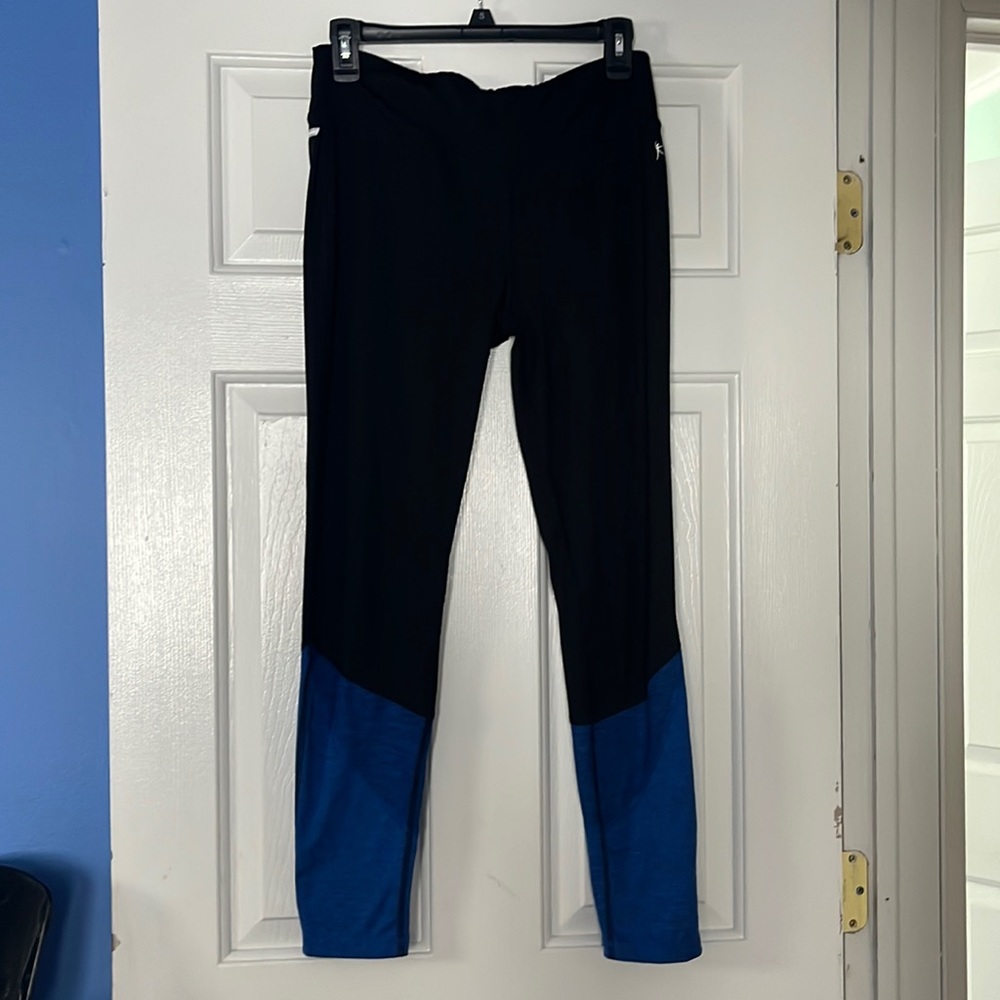 Danskin Now Fitted Leggings, Size M (8-10), Black & Blue